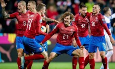 爱游戏官方登录入口-英格兰与捷克战平情势僵持