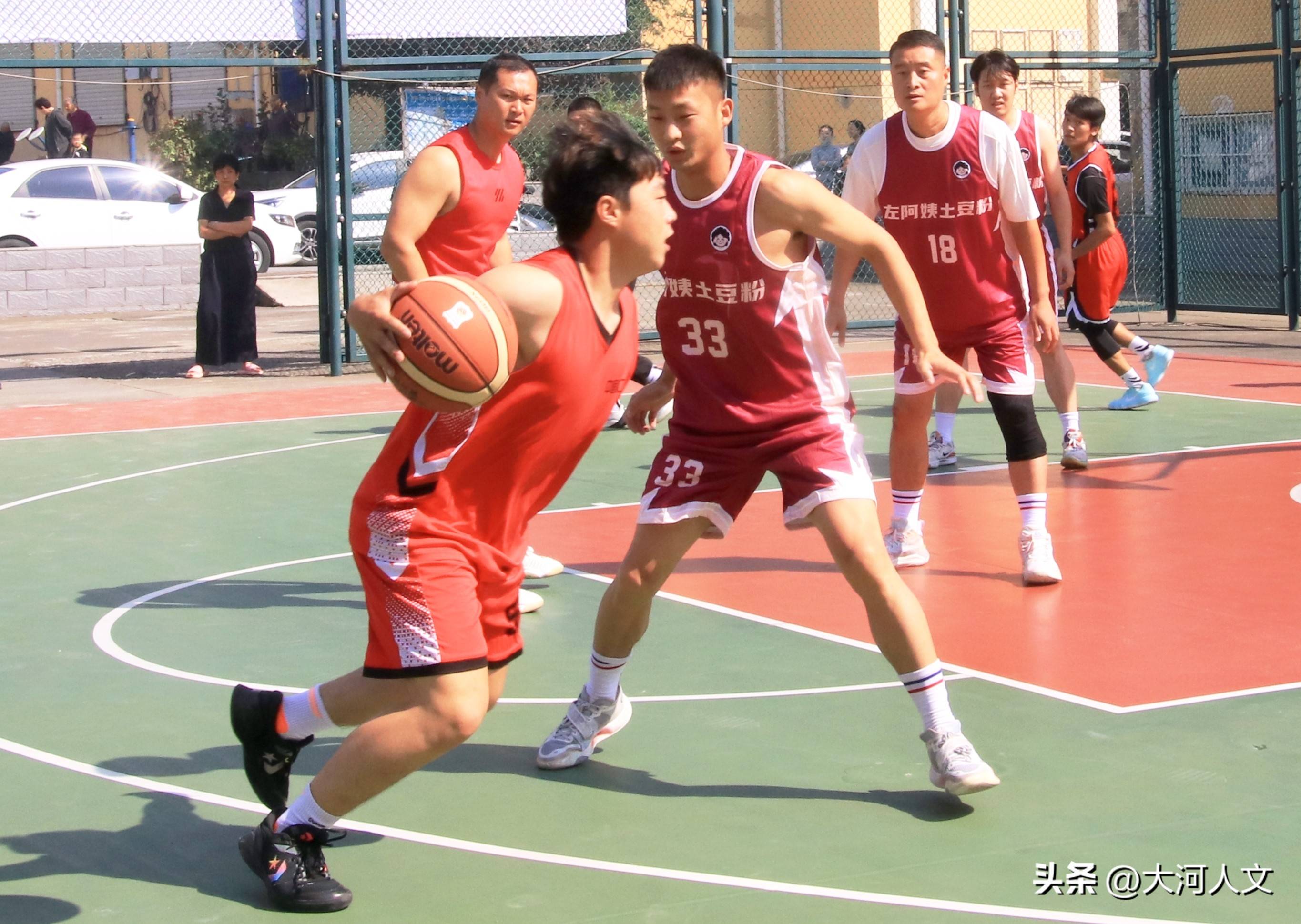 关于球场上的较量备受瞩目,精彩演绎激情澎湃的信息 关于球场上的较量备受瞩目,精彩演绎激情澎湃的信息