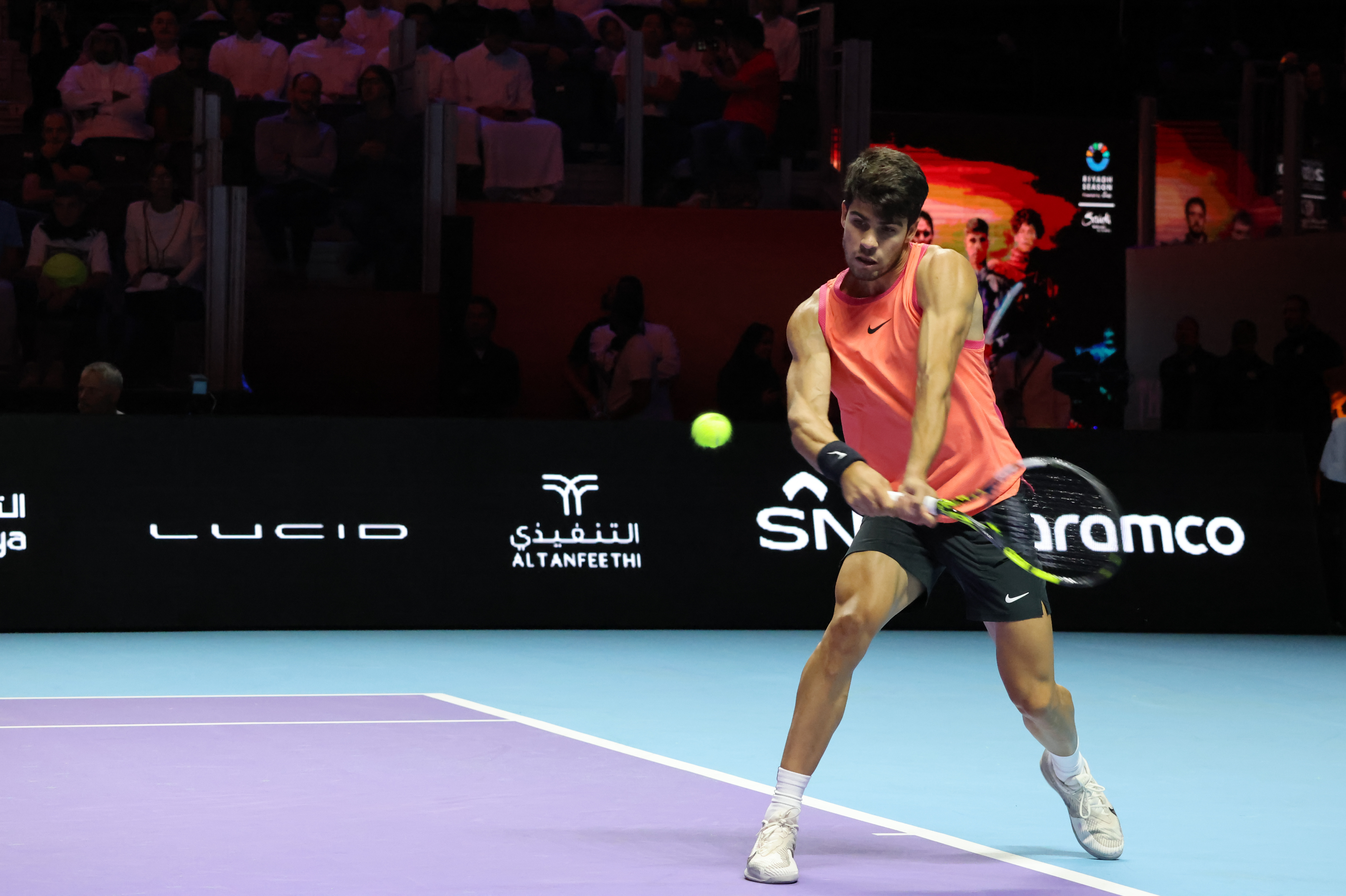 关于阿尔及利亚运动员在比赛中异军突起的信息