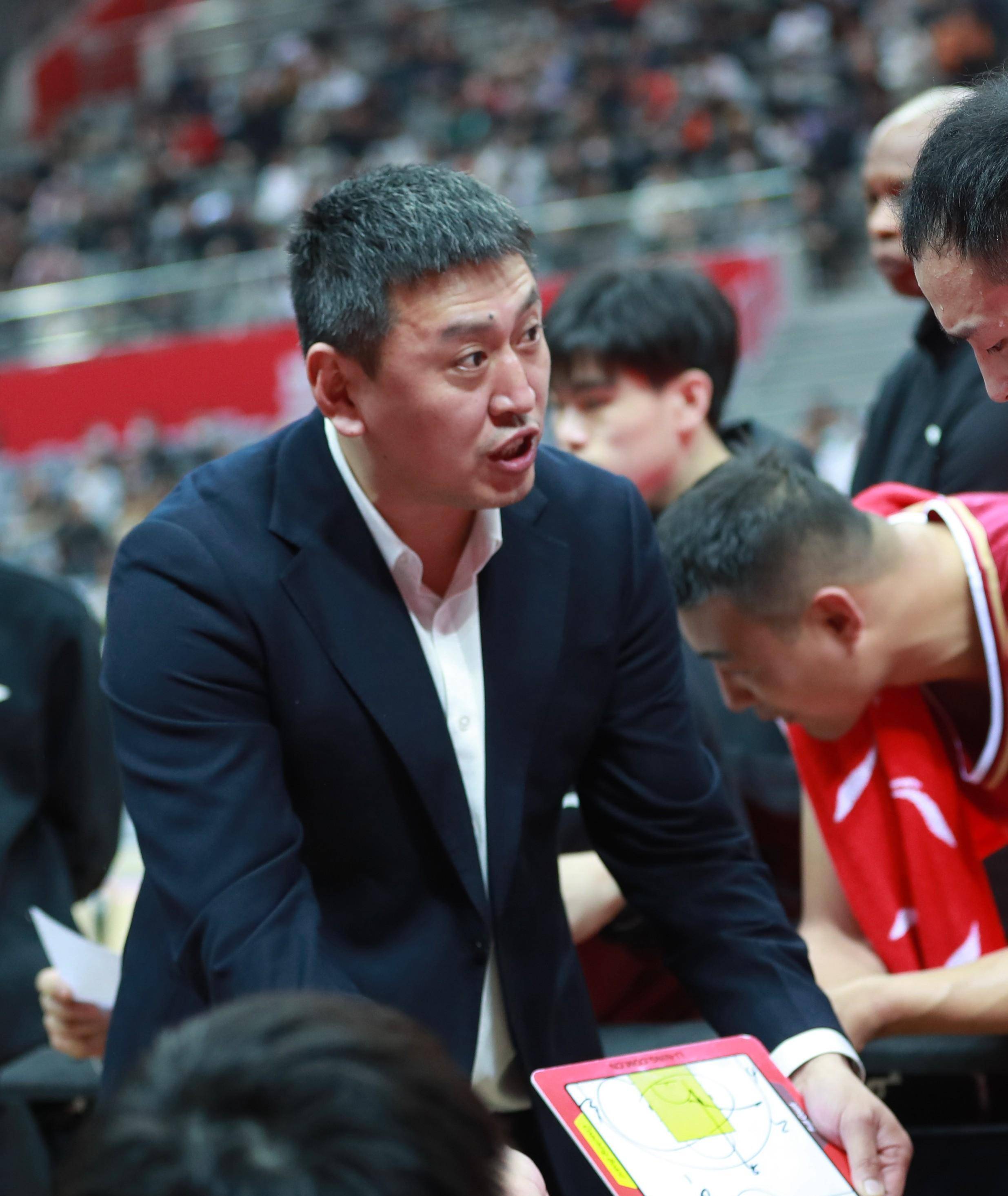 江苏肯帝亚主帅呼吁球员团结一心,迎接下一场胜利挑战的简单介绍 江苏肯帝亚主帅呼吁球员团结一心,迎接下一场胜利挑战的简单介绍