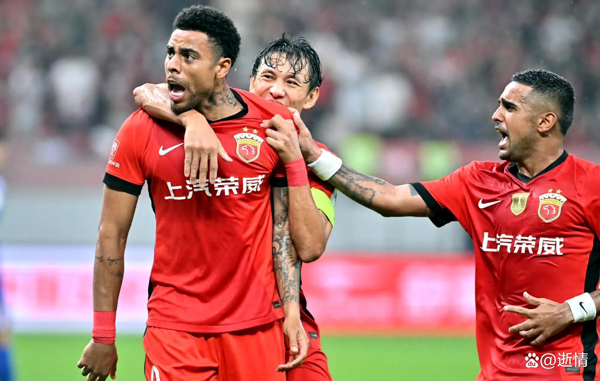 关于战局激烈!争冠球队为争胜采取实力行动的信息 关于战局激烈!争冠球队为争胜采取实力行动的信息