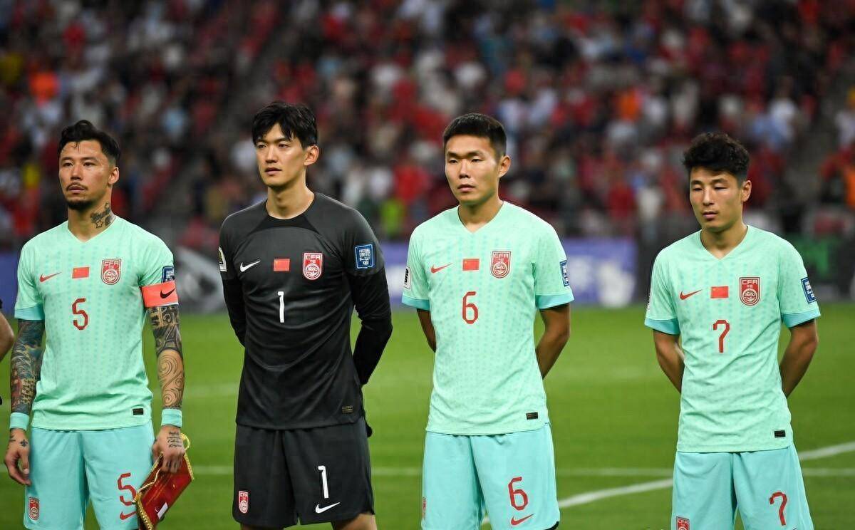 国际足球比赛中中国队员尽显风采成为焦点的简单介绍 国际足球比赛中中国队员尽显风采成为焦点的简单介绍