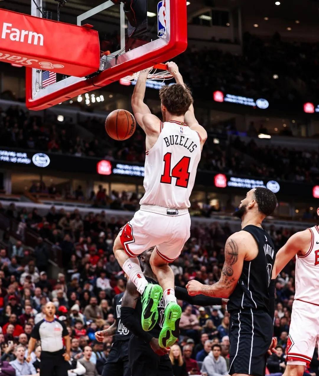 公牛大胜快船，拉文砍下季后赛新高的简单介绍