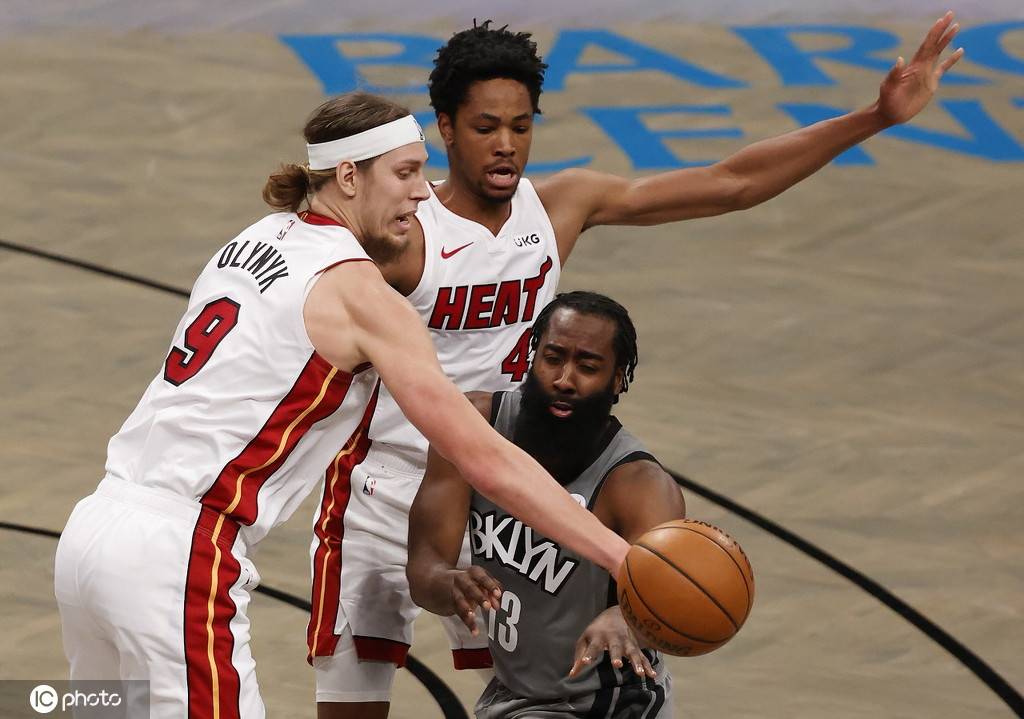 热火胜篮网,取得四连胜 热火胜篮网,取得四连胜