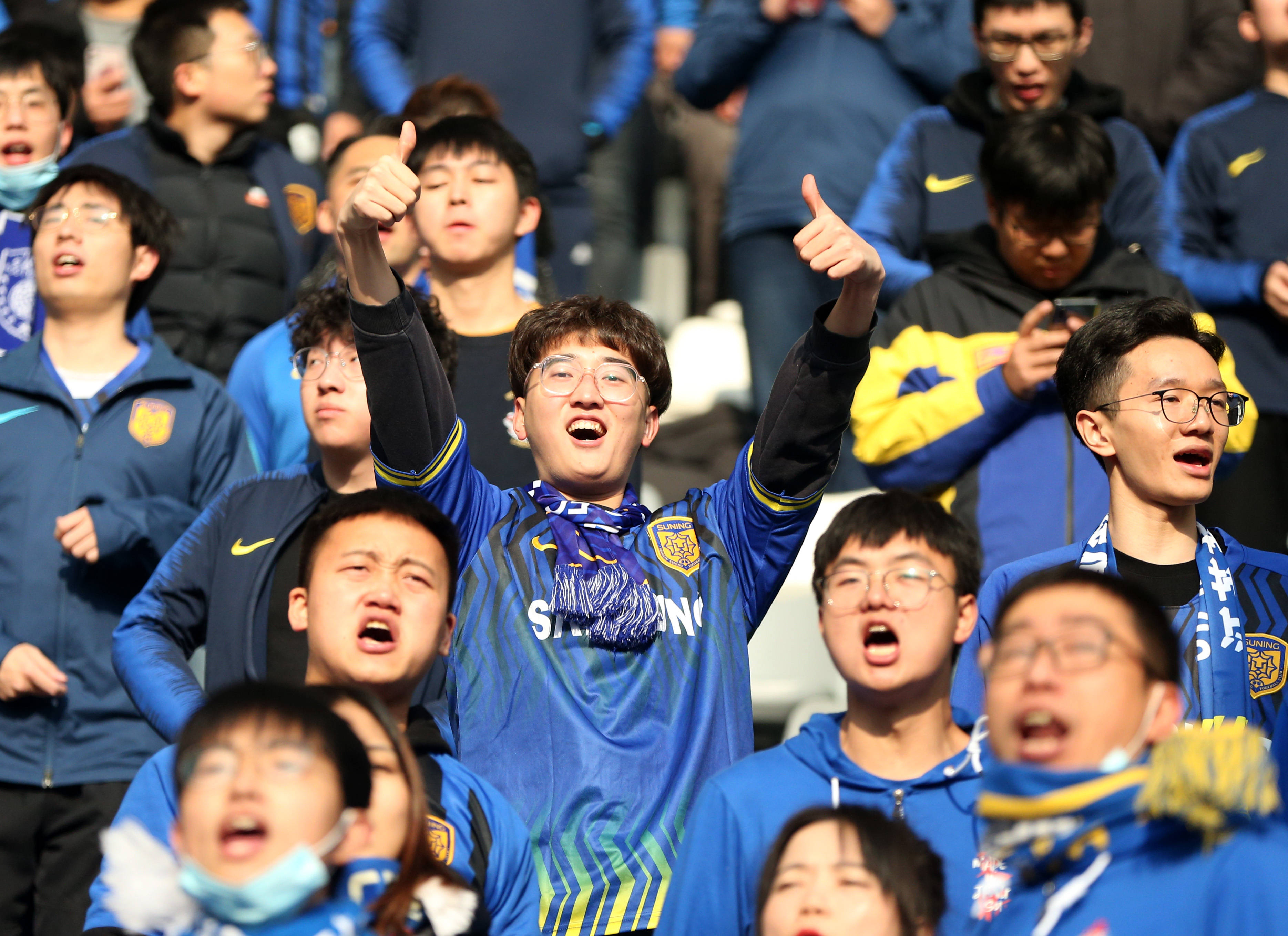 山东鲁能险胜江苏苏宁，收获宝贵三分的简单介绍