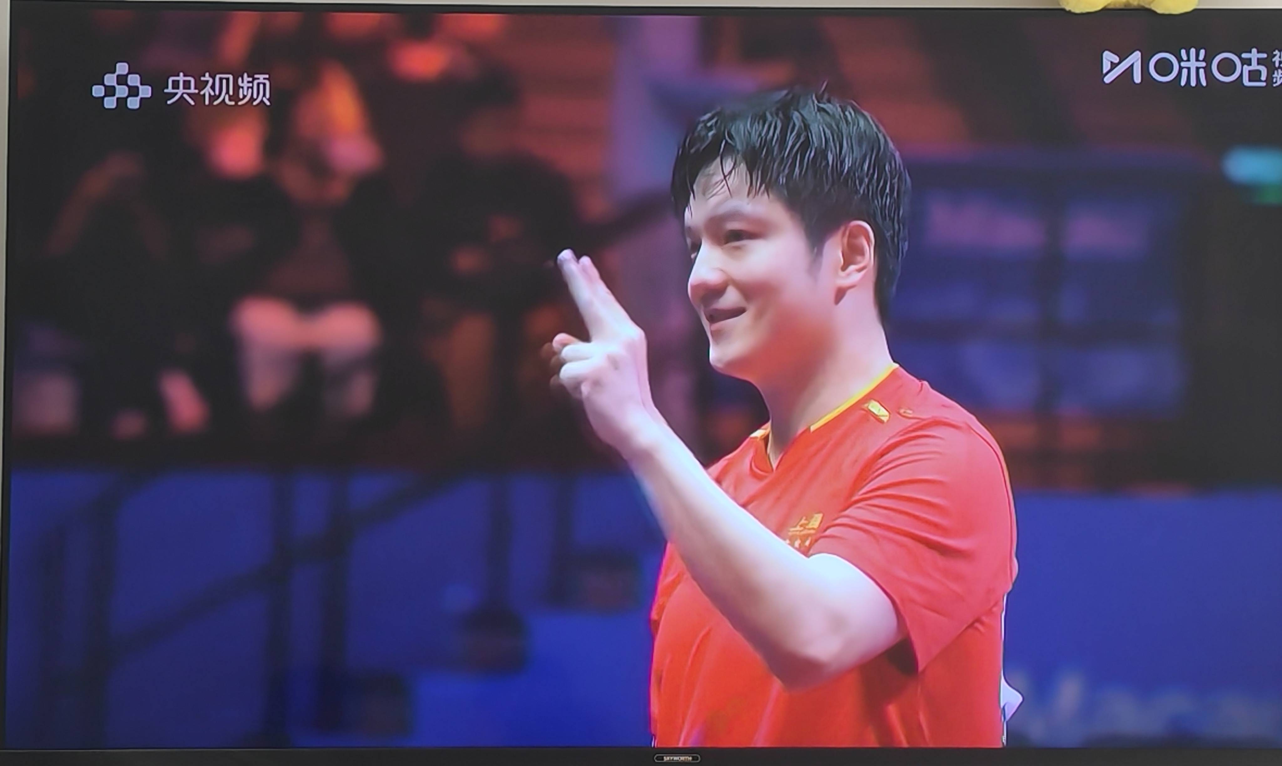 体育明星们的高能表现赢得球迷掌声